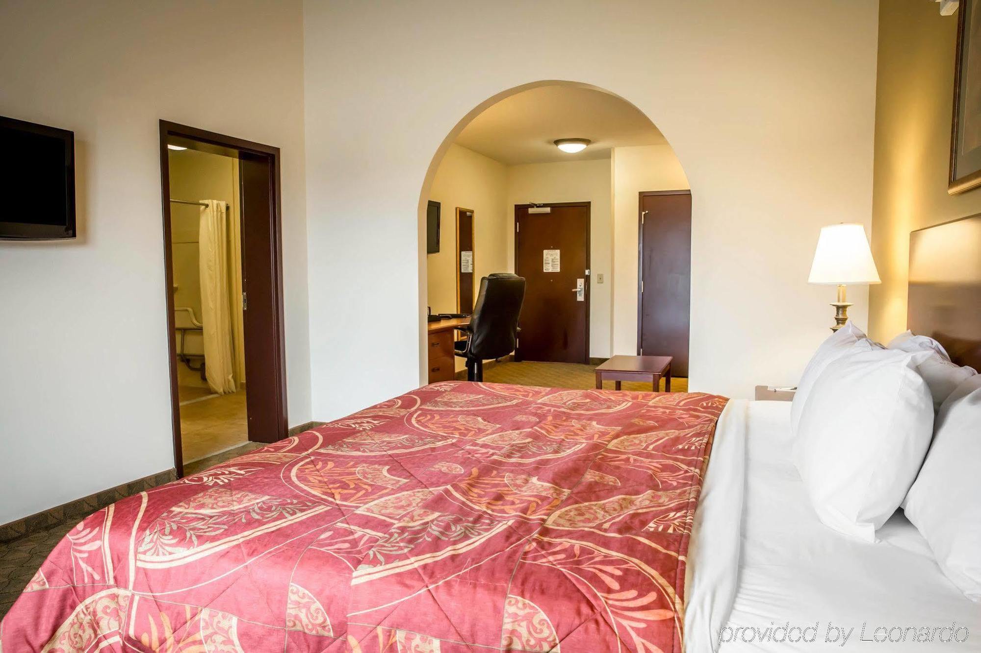 Holiday Inn Express & Suites Clear Spring By Ihg מראה חיצוני תמונה