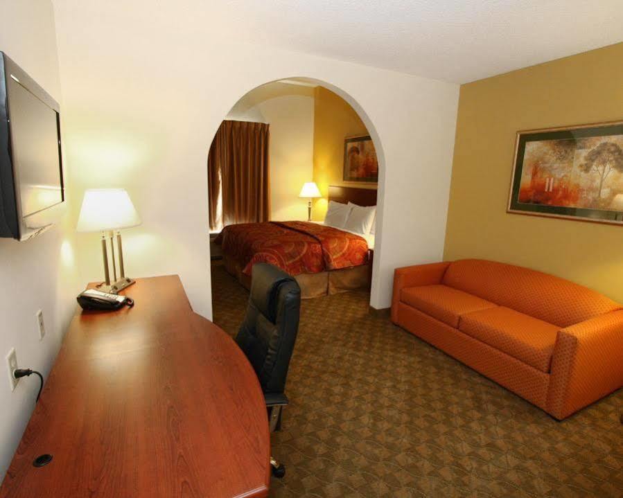 Holiday Inn Express & Suites Clear Spring By Ihg מראה חיצוני תמונה